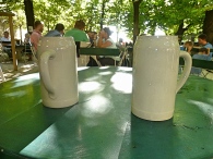 Yes, those are one-liter steins